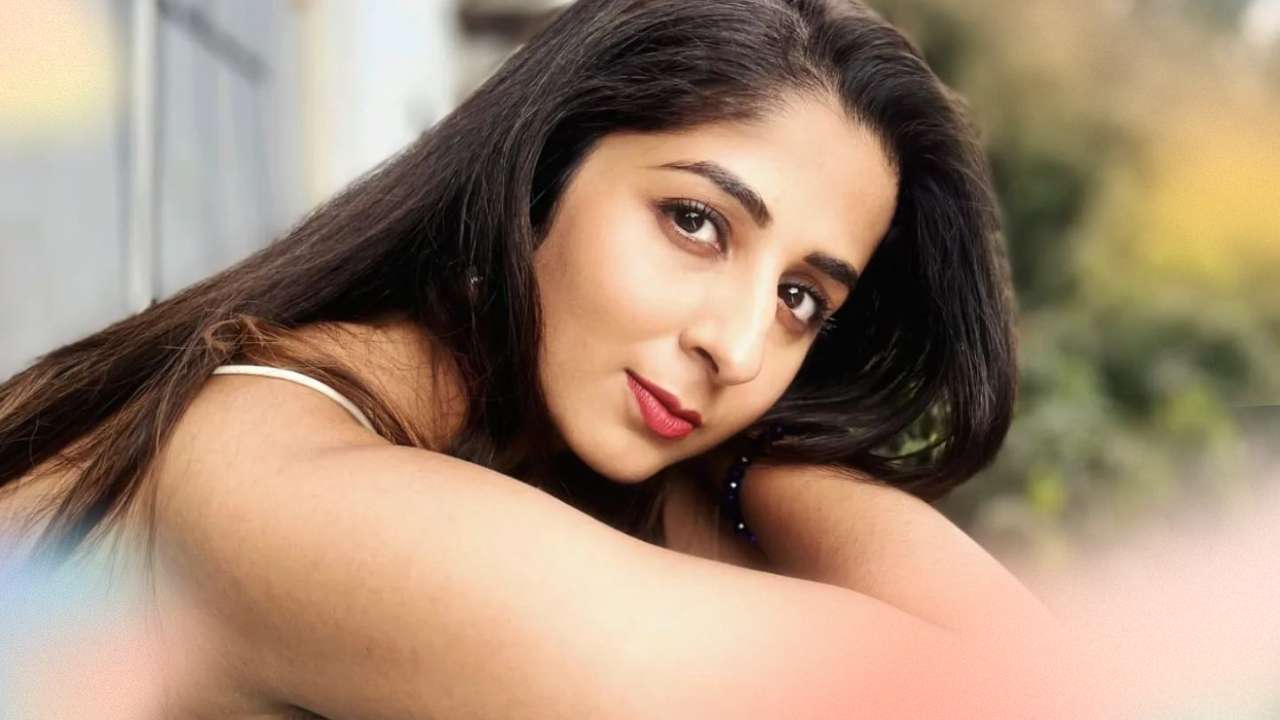 Ayushi Bhatia Wiki, Biography 1 Ayushi Bhatia Wiki