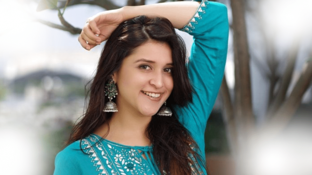 Mannara Chopra Wiki/ Bio, Age, Height, Weight, Family, Net Worth, Bigg Boss 17. 2 Mannara Chopra Wiki