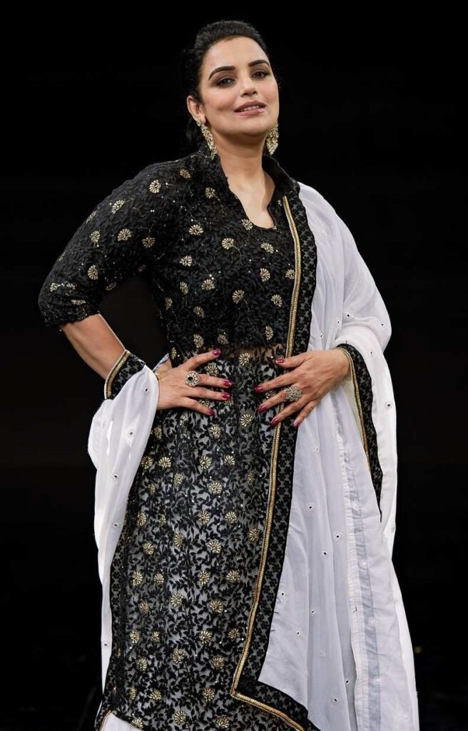 Shwetha Menon | Wiki | Biography. 2 Shwetha Menon news